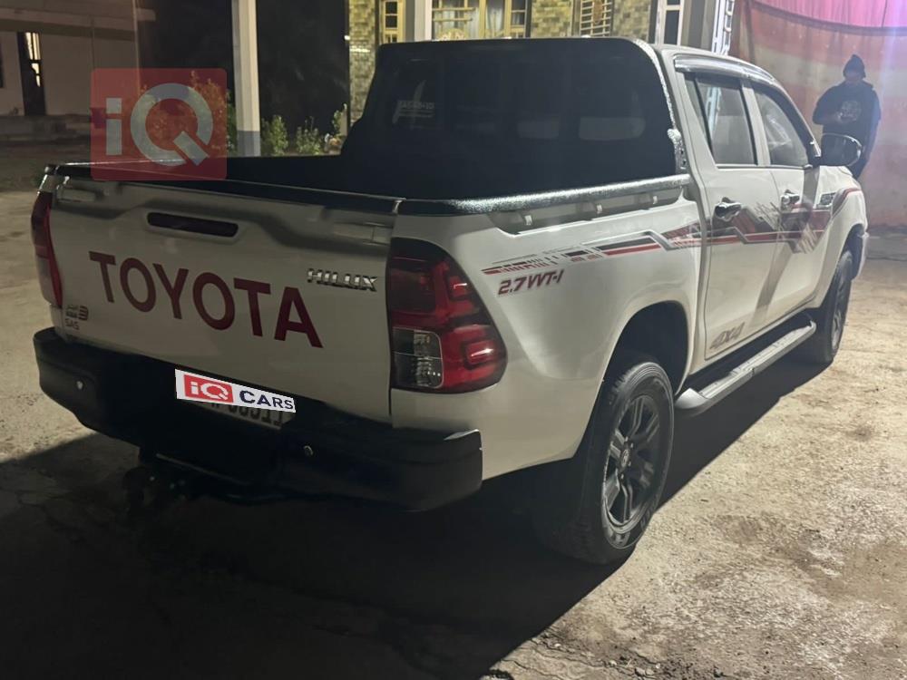 تويوتا هايلوكس